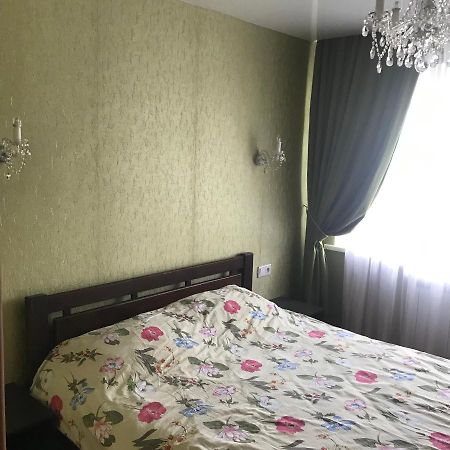 Апартаменты Ботанический Сад Kiev Dış mekan fotoğraf